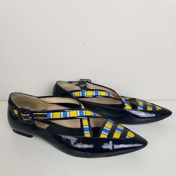 LK Bennett patent leather pointed flats - Picture 2 of 6